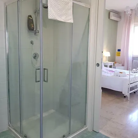 Bed & Breakfast Tanzi 4*