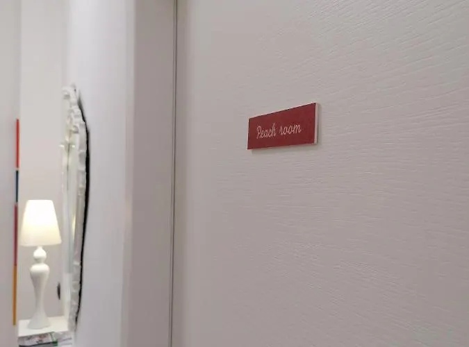 Tanzi לינה וארוחת בוקר 4*