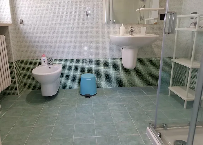 Tanzi לינה וארוחת בוקר בארי