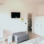 Alojamento de Acomodação e Pequeno-almoço Tanzi 3*