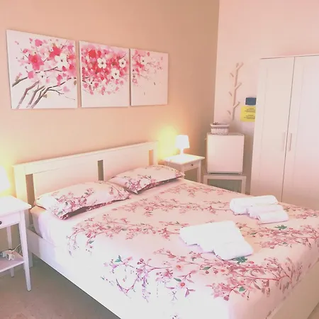 Tanzi Bed & Breakfast 3*