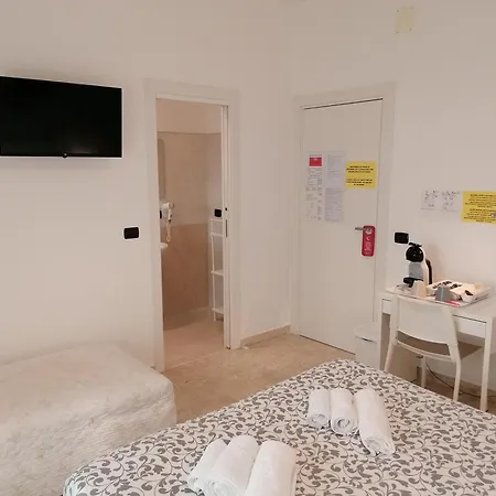 Tanzi 3* باري