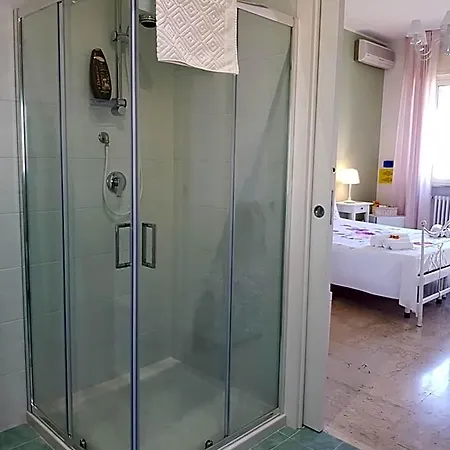 Bed & Breakfast Tanzi 3*