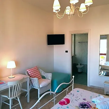 Tanzi Bed & Breakfast