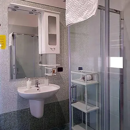 Bed & Breakfast Tanzi 3*
