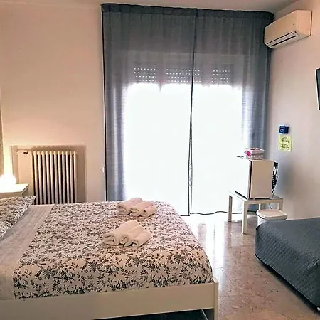 B&B Tanzi 3*
