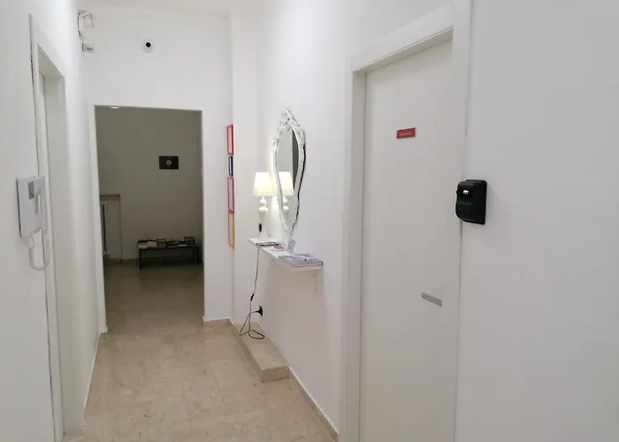 Alojamento de Acomodação e Pequeno-almoço Tanzi 4*